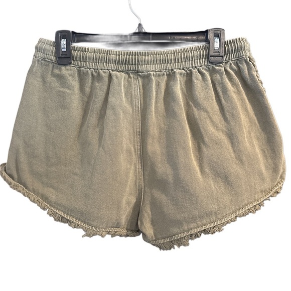 🩶Women's green Shorts - Picture 2 of 2